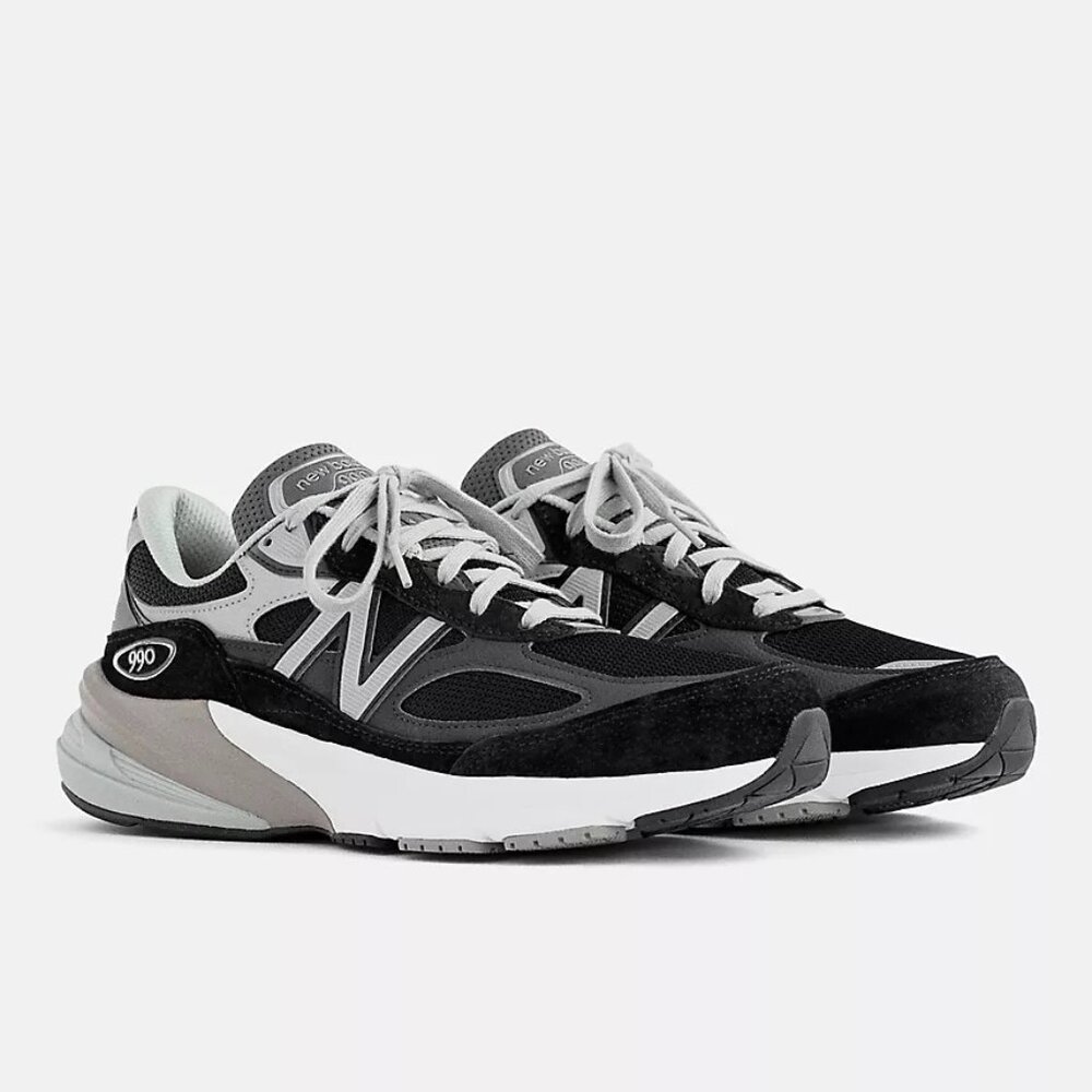 New Balance Women's 990v6 Size 6.5